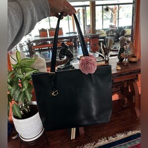 COACH "RARE" Large Taylor with Center Laptop Pocket Pebbled Leather Tote-Black